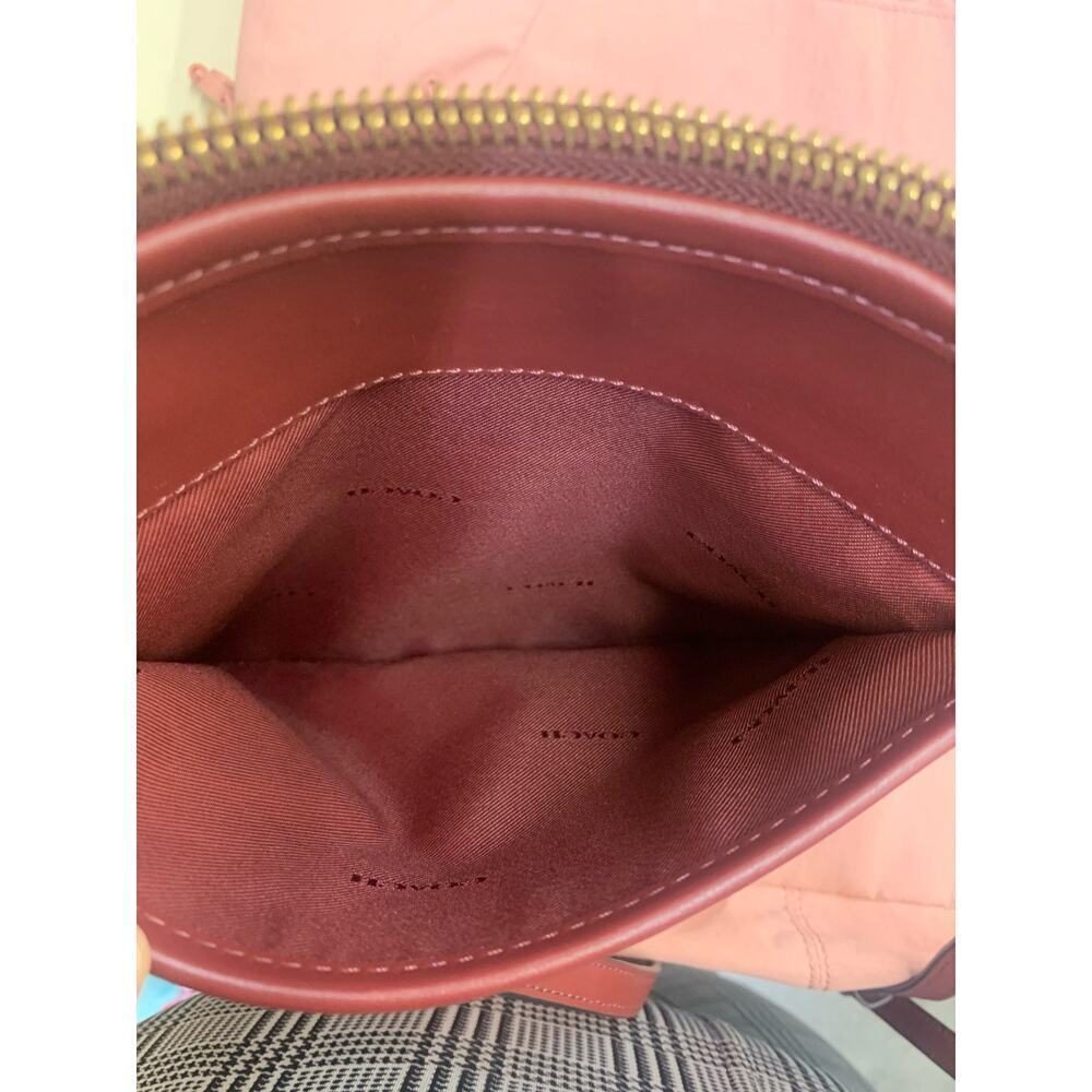 Coach Badge Jacquard Knit Crossbody‎ in Wine - Picture 6 of 6